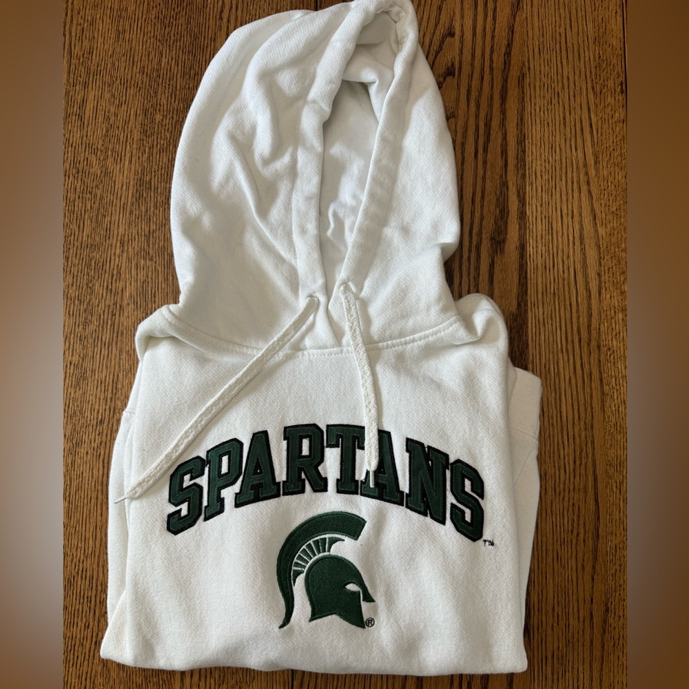 Campus Den size Small Spartan sweatshirt